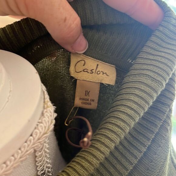 NWT Caslon Olive Green Sleeveless Turtleneck Top - Picture 5 of 9